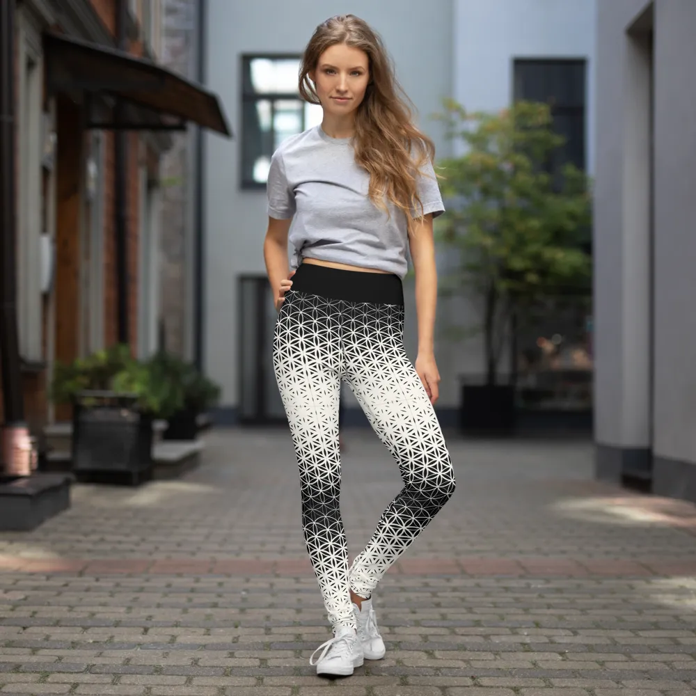 BW geometric gradient Yoga Leggings
