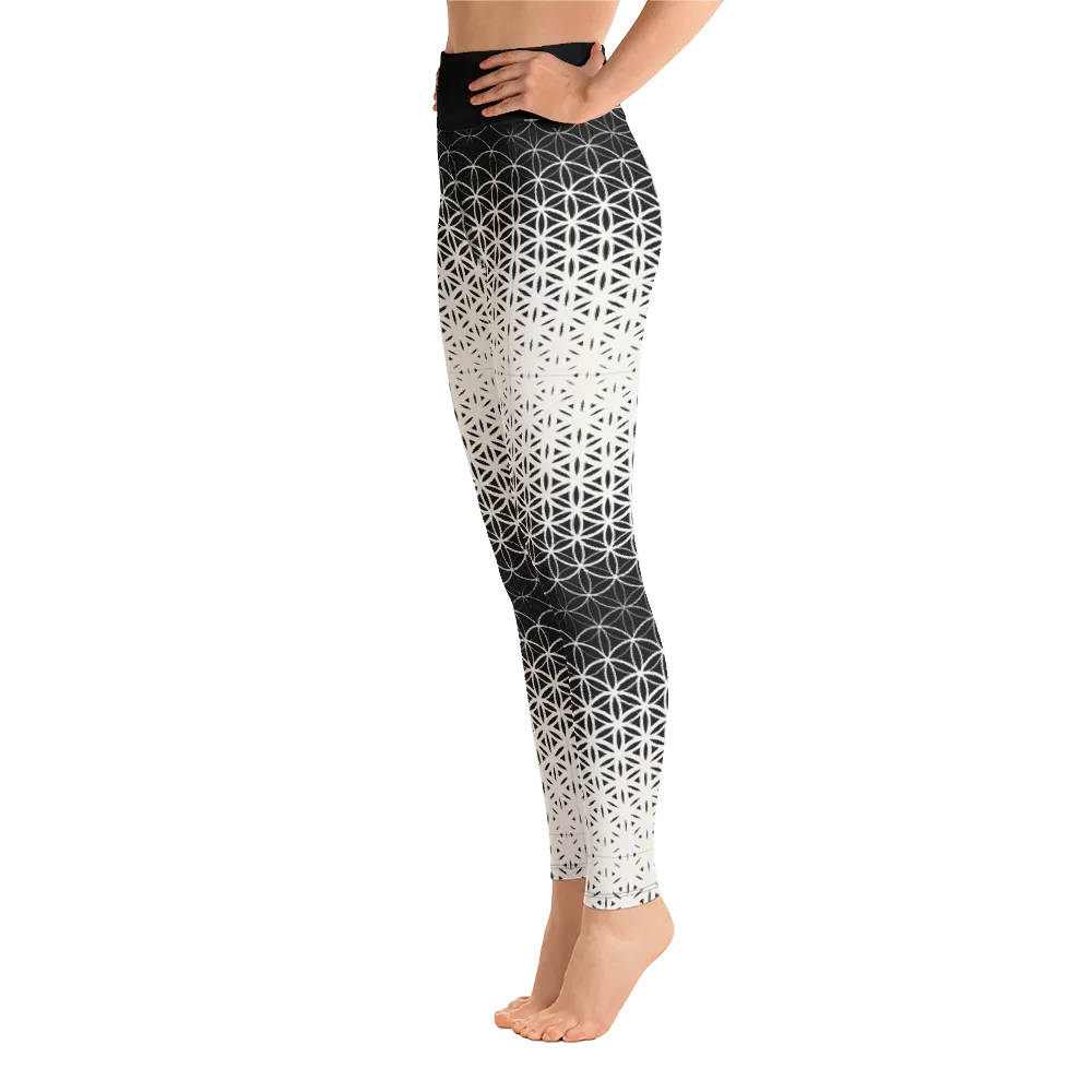 BW geometric gradient Yoga Leggings