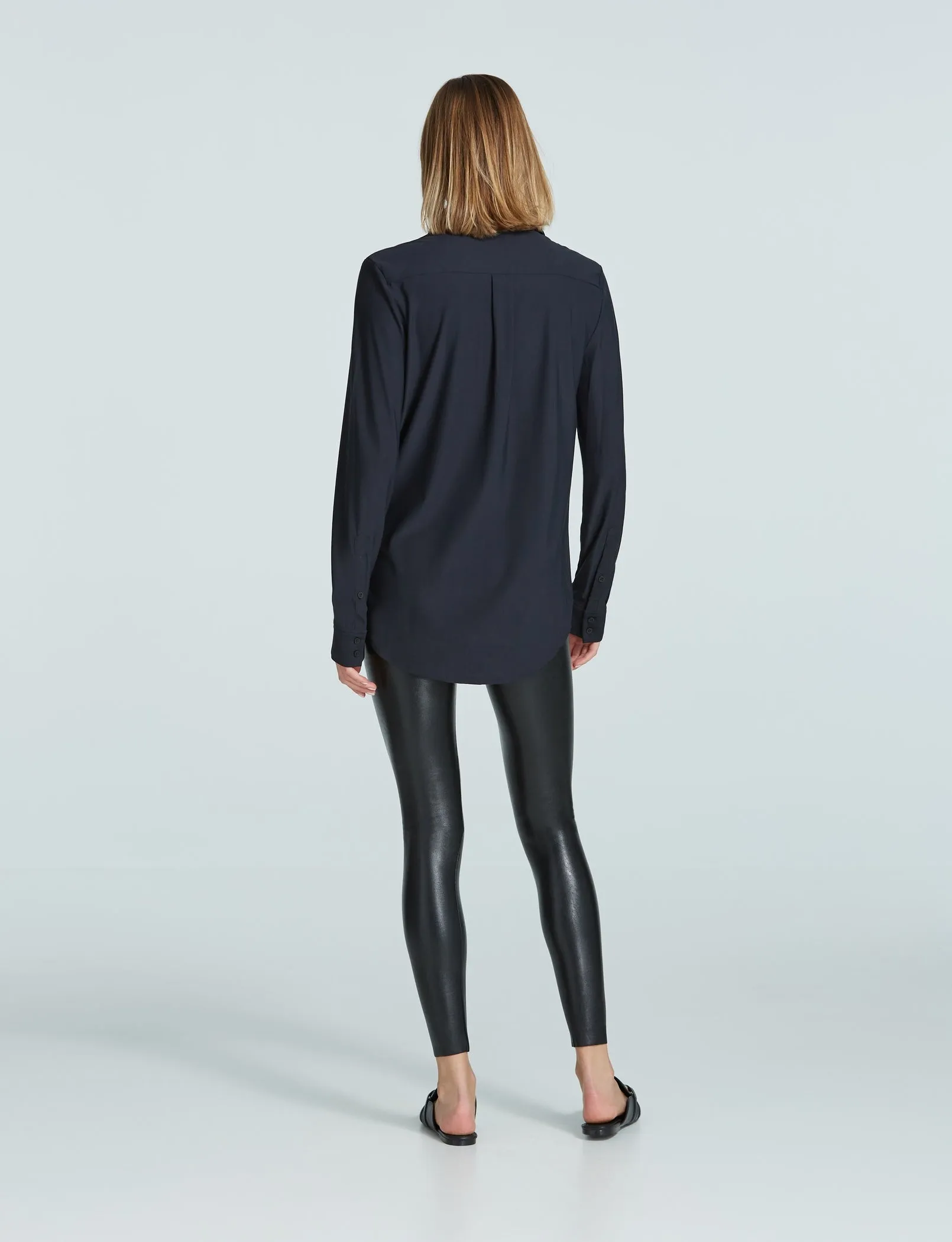 Commando Classic Oversized Button Down-Black