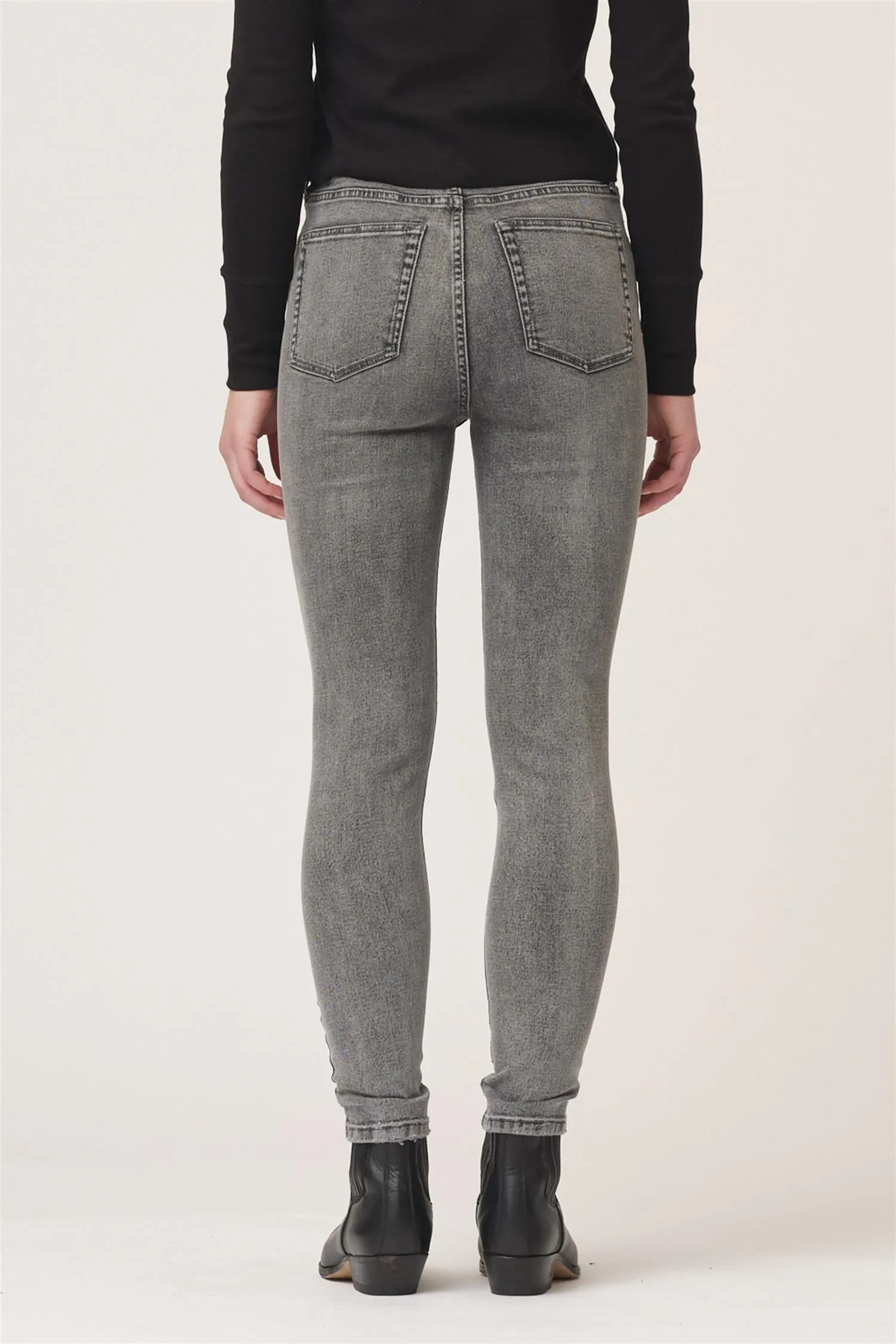 Hepburn HW Mom Jeans