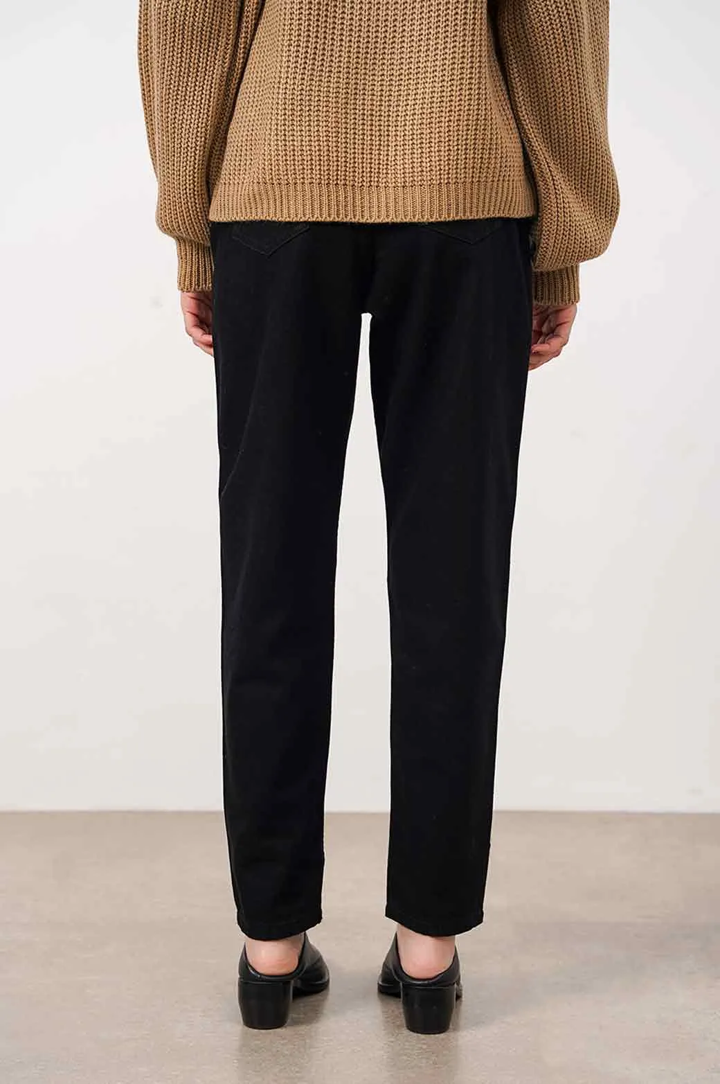 MOM FIT JEANS