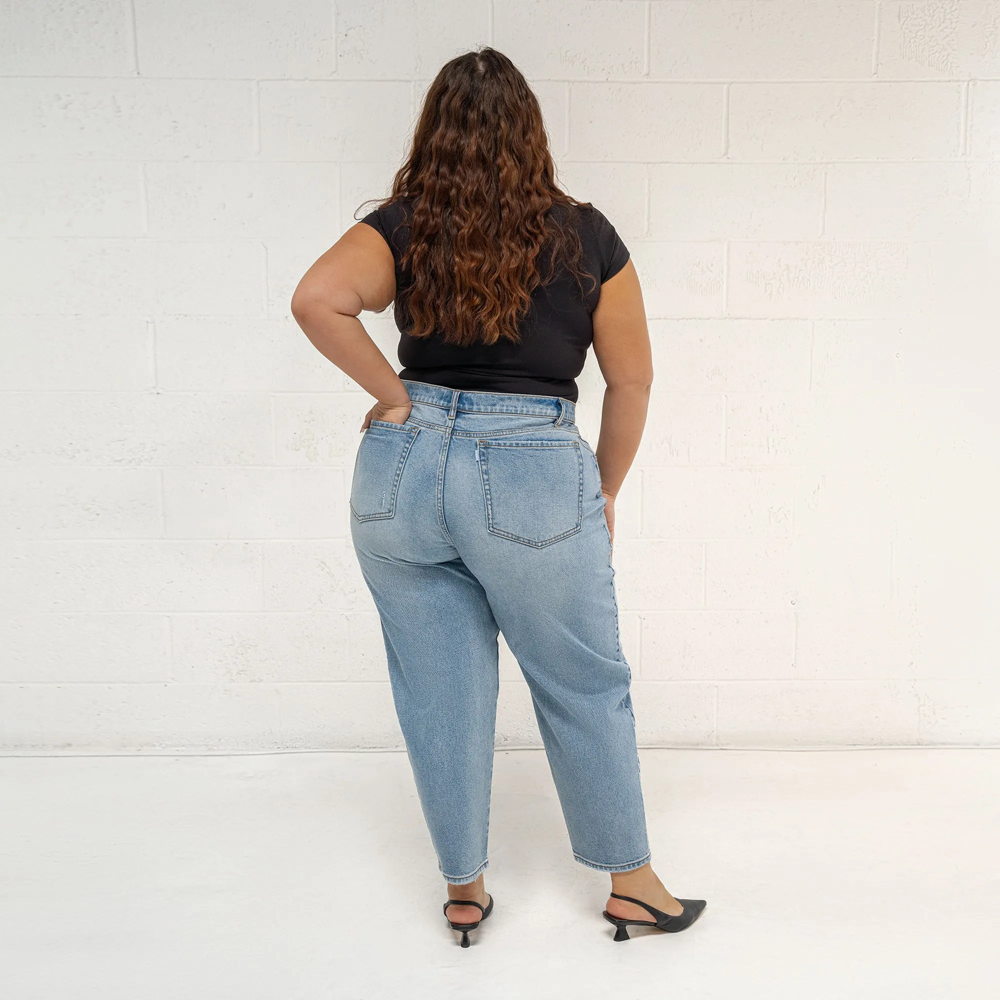 True Mom Jeans