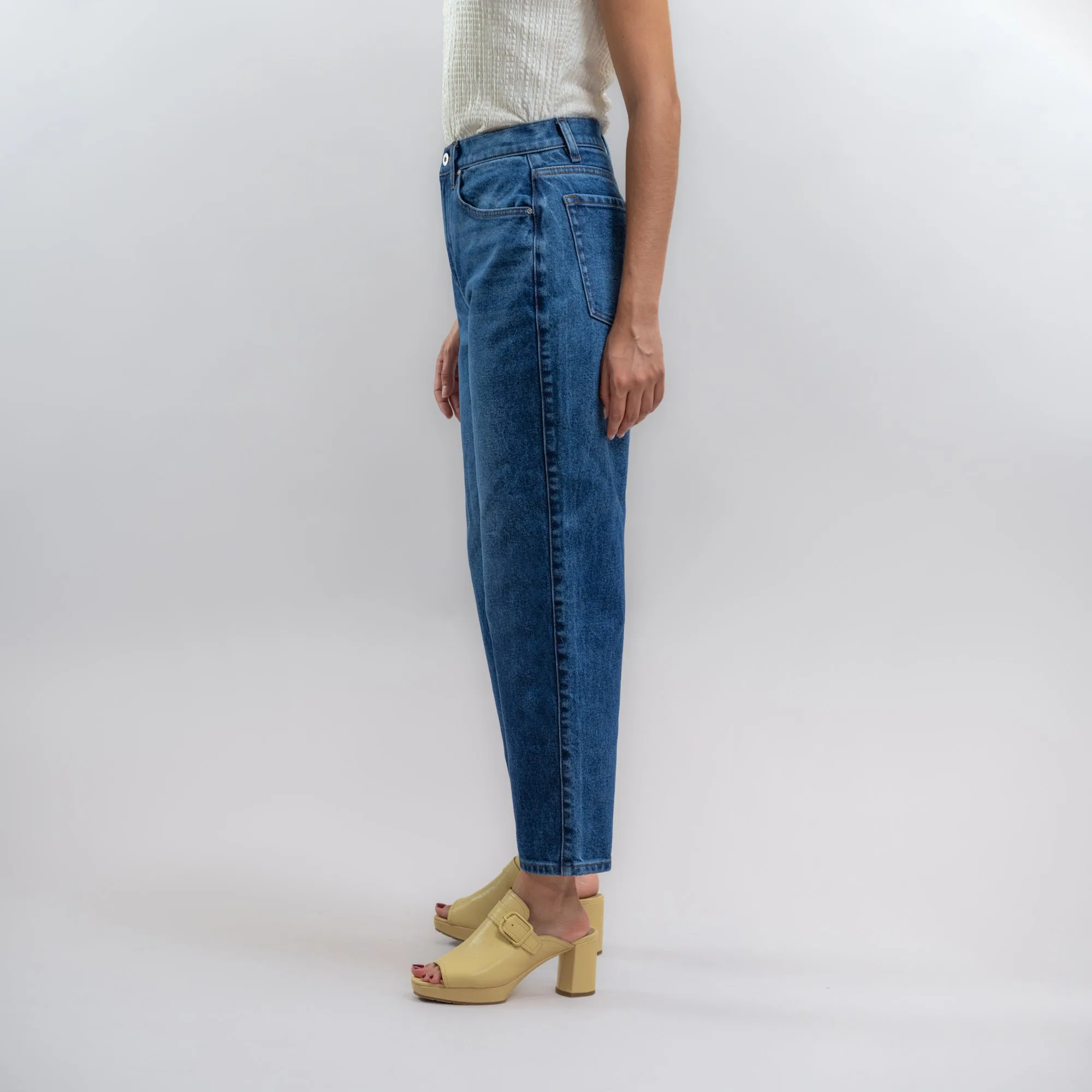 True Mom Jeans