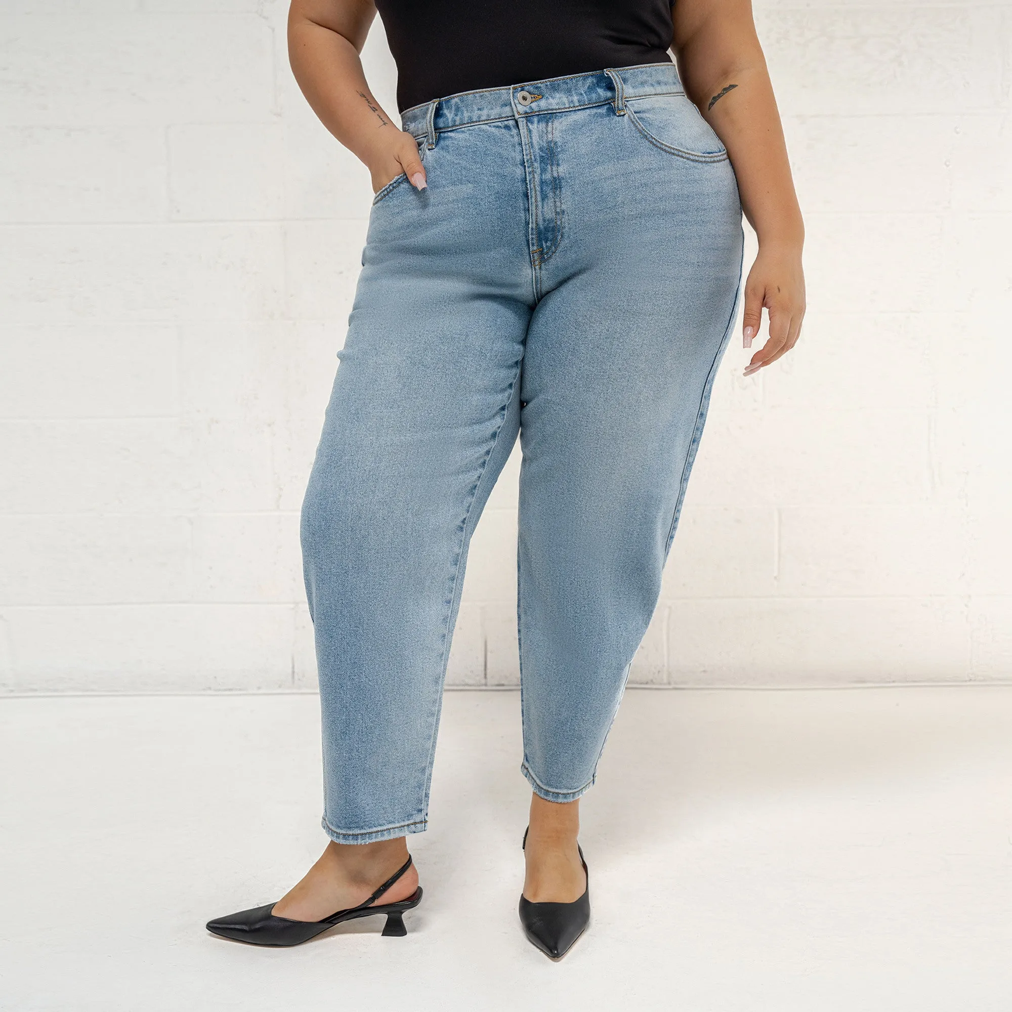 True Mom Jeans