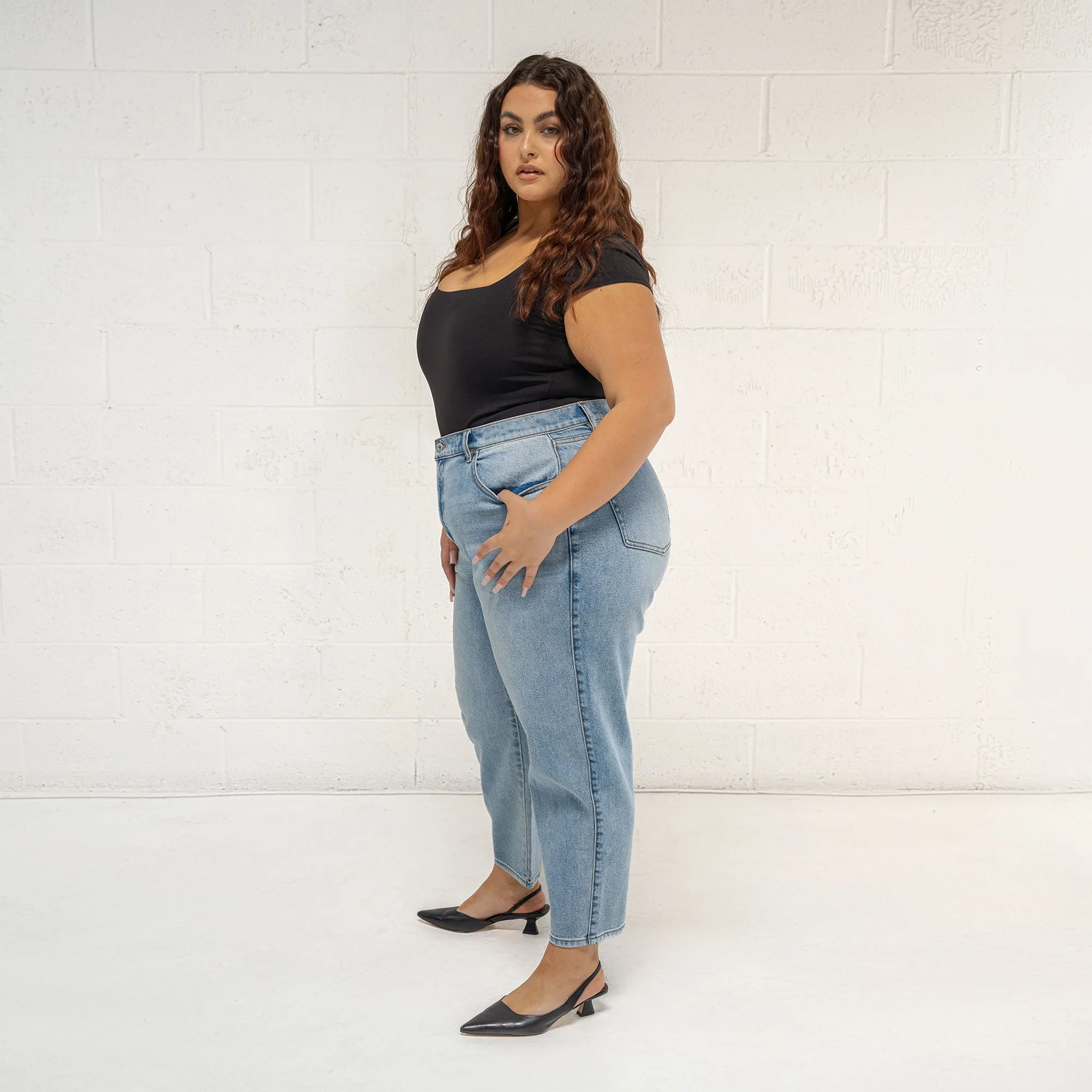 True Mom Jeans