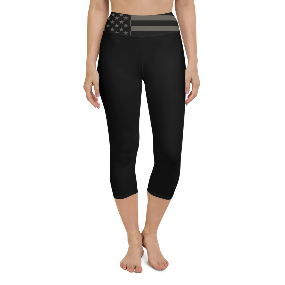 USA Flag (gray) - Yoga Capri Leggings