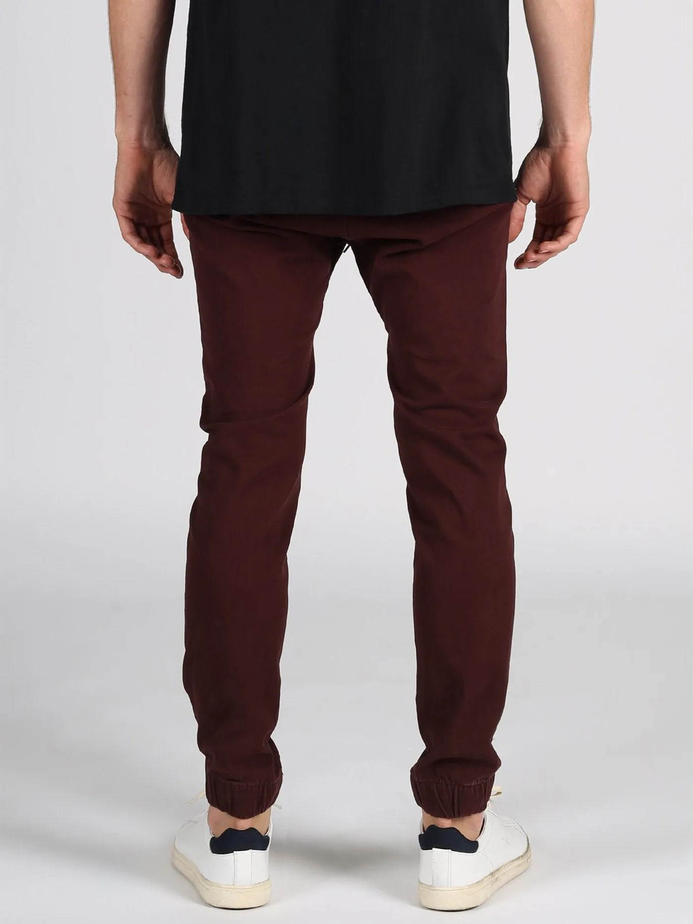 Weekend 2.0 Jogger Fit Pants